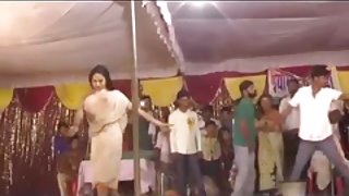 ಕಂಪನದಿಂದ ಪುಸಿ ಹಸ್ತಮೈಥುನವನ್ನುಂಟುಮಾಡುವ ಭೀತಿಯಿಂದ 18 ವರ್ಷ ವಯಸ್ಸಿನ ಚಿಕ್